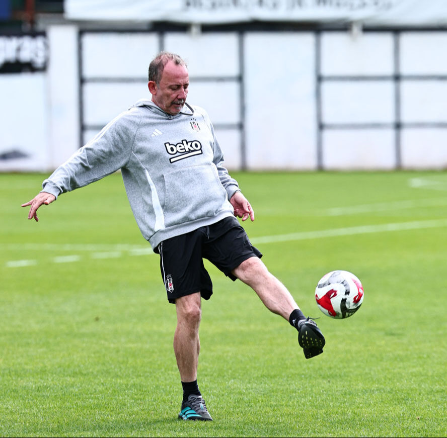 Beşiktaş devre arasında 2 transfer yapacak! Sergen Yalçın 3 ismin biletini kesti - 1. Resim