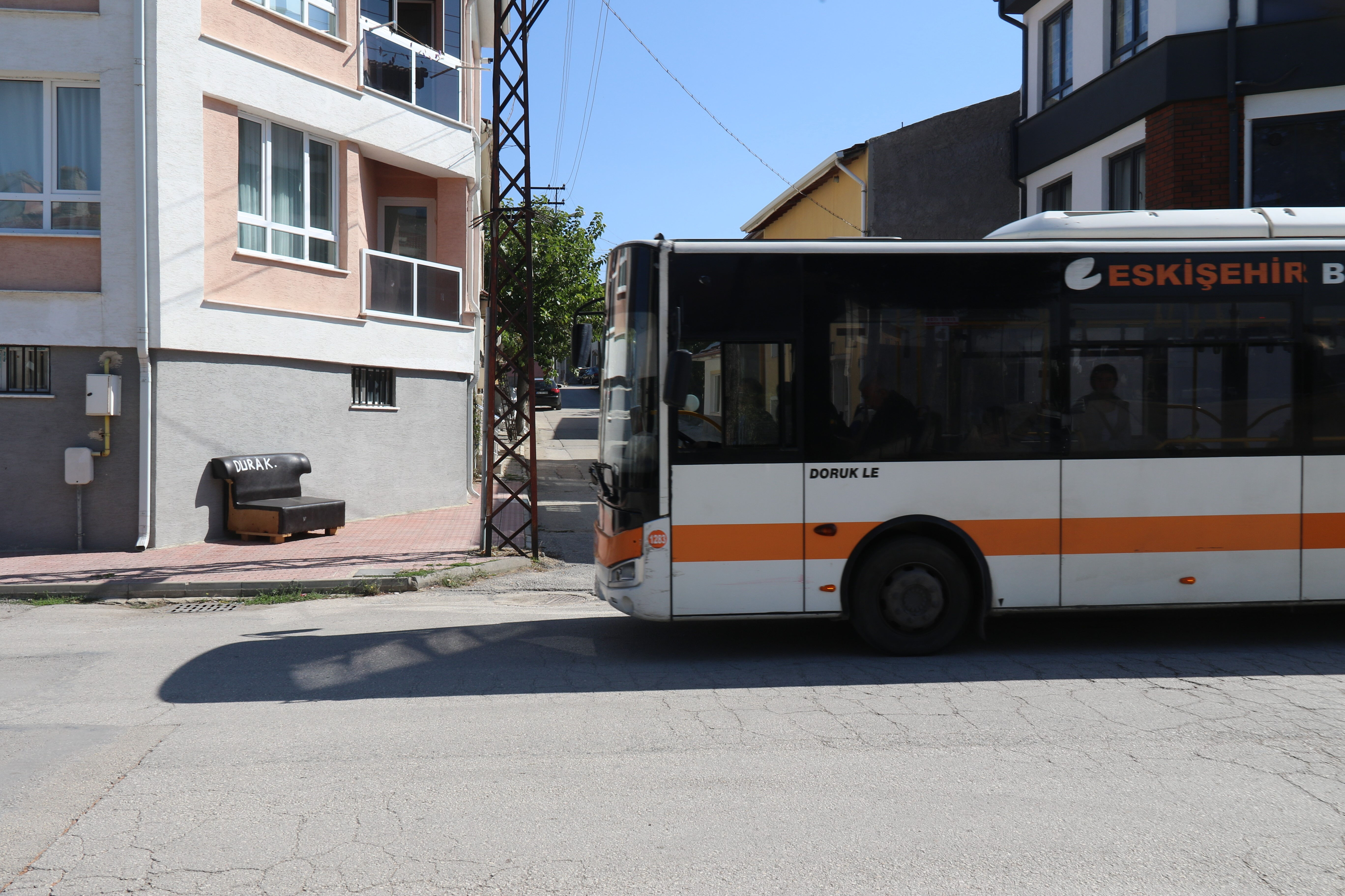 Eskişehirlilerden ‘koltuk’lu isyan! Sözünü tutmayan CHP’li belediyeye ders verdiler - 3. Resim