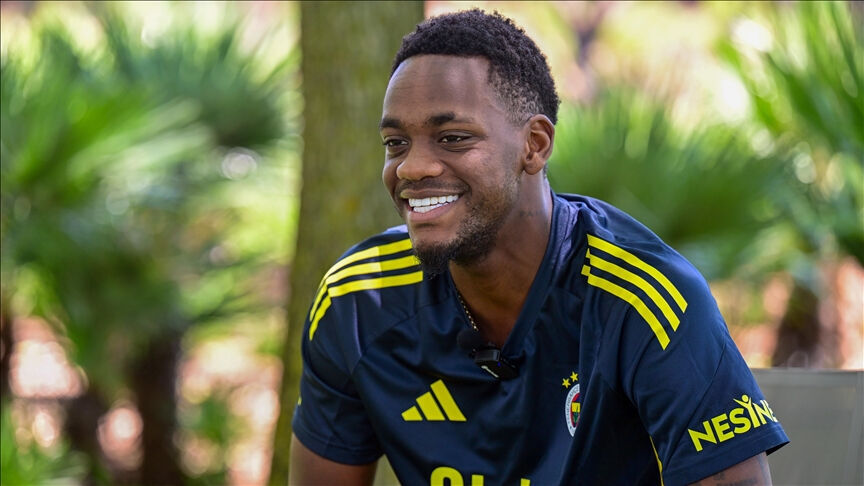 Fenerbahçe'den 8 maçı kaçıran Jhon Duran'a rest: Devre arasında göndeririz! - 1. Resim