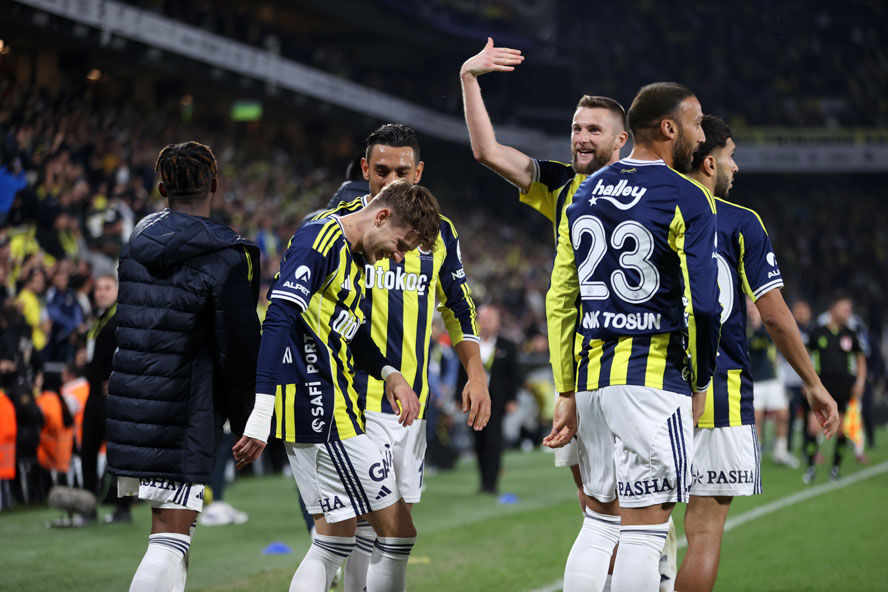 Fenerbahçeli yıldızdan ayrılık hamlesi: Transfer planı ortaya çıktı - 2. Resim