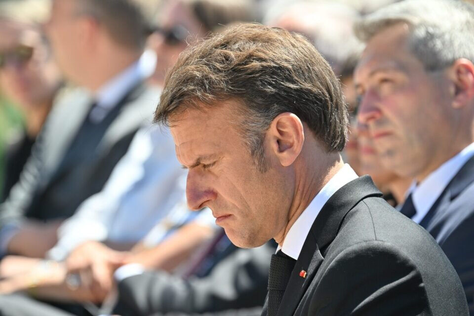 Fransa’da fırtına dinmiyor! Macron’a azil önergesi reddedildi, Meclis bölündü - 1. Resim