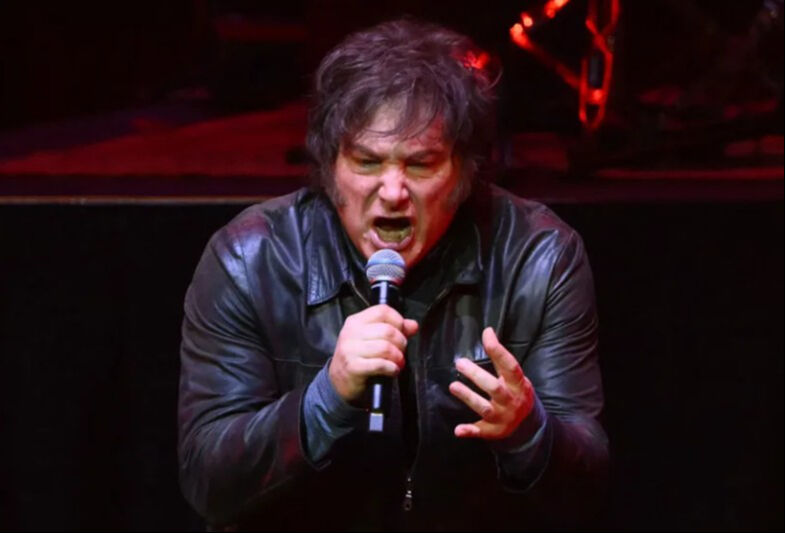 Kitap tanıtımı mitinge, miting konsere dönüştü! Halktan tepki üstüne tepki yağdı - 2. Resim