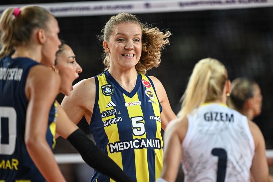 Şampiyonlar Kupası'nda zafer VakıfBank'ı geçen Fenerbahçe'nin - 2. Resim
