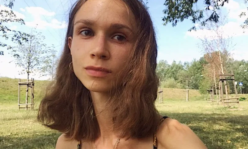 Uyguladığı meyve diyeti sonu oldu! 22 kiloya düşen fenomen otelde ölü bulundu - 1. Resim