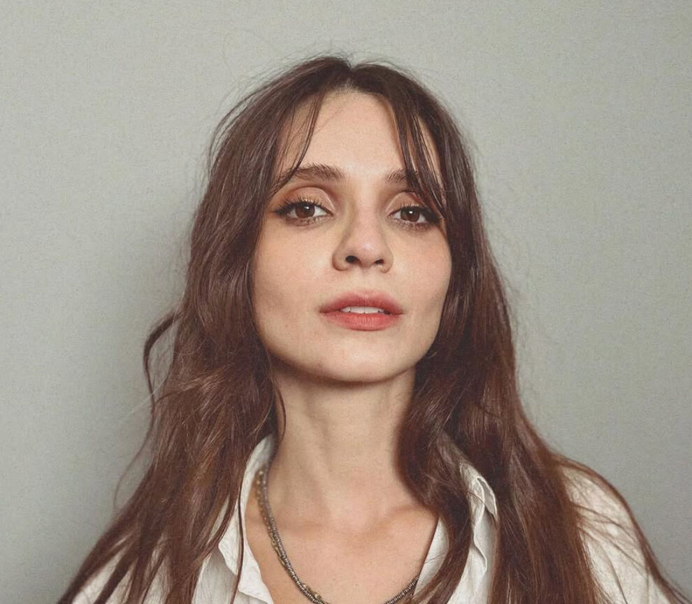 Zeynep Meriç Aral Keskin kimdir? Oyuncunun hayatı ve kariyeri araştırılıyor - 1. Resim