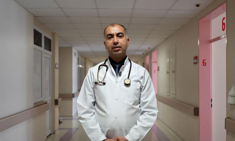 Akciğere baskı yapıyordu… Nefes darlığının altından 3 kiloluk tümör çıktı Akciğere baskı yapıyordu… Nefes darlığının altından 3 kiloluk tümör çıktı - 1. Resim