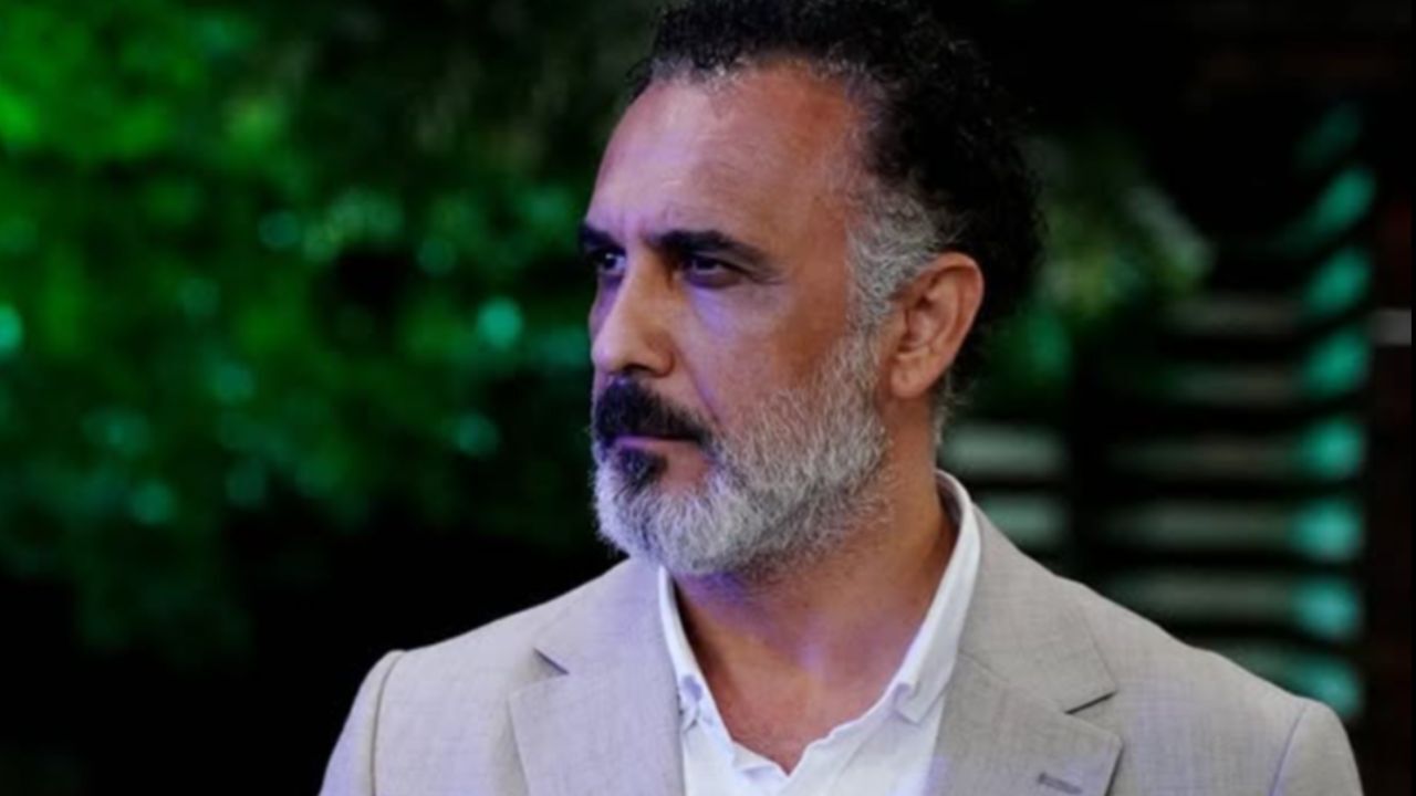 Alper Atak kimdir, hangi dizilerde oynadı? Alper Atak kimdir, hangi dizilerde oynadı?