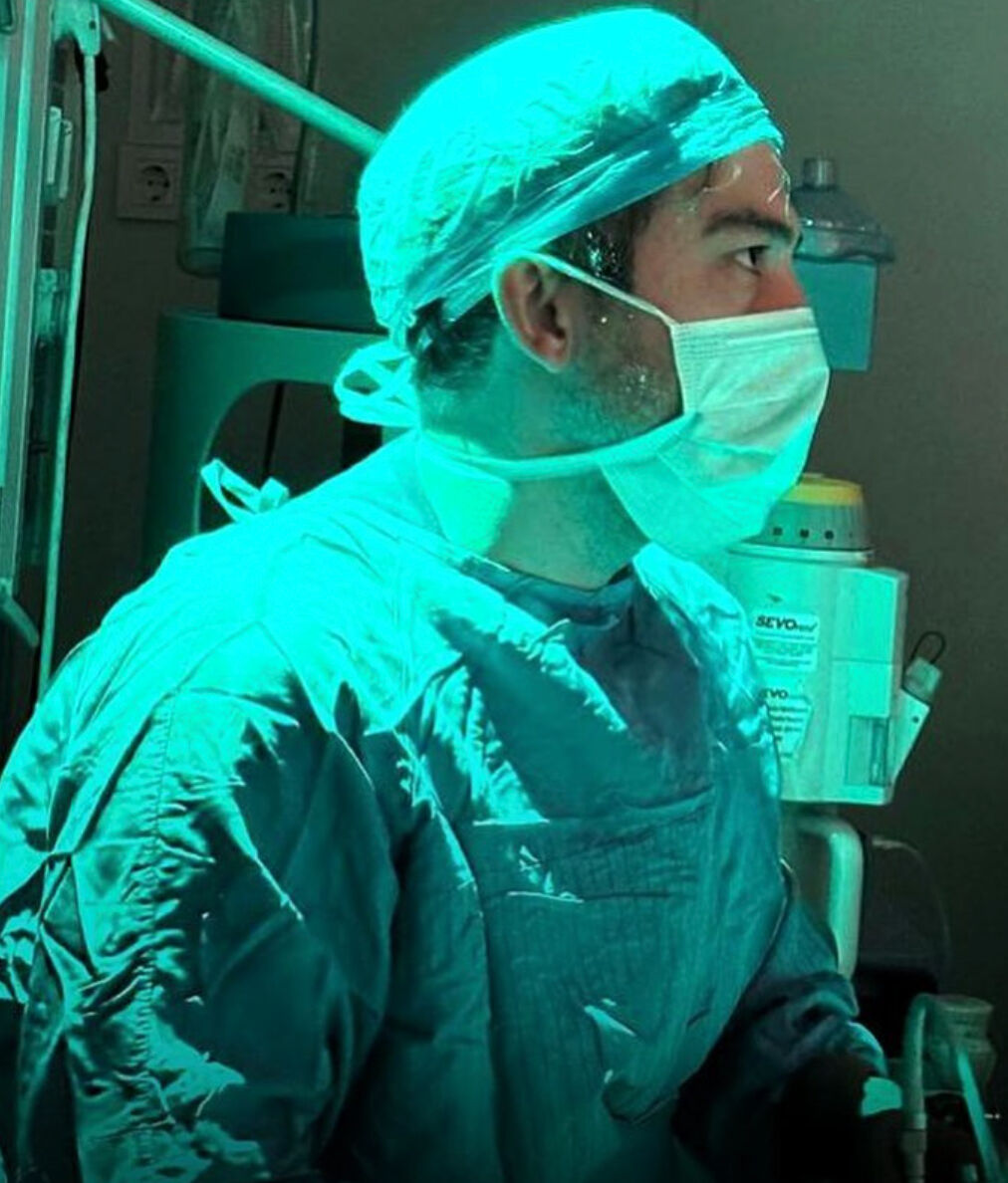 Dr. Karaca Başaran kimdir? Hayatı ve kariyeri gündemde Dr. Karaca Başaran kimdir? Hayatı ve kariyeri gündemde - 1. Resim