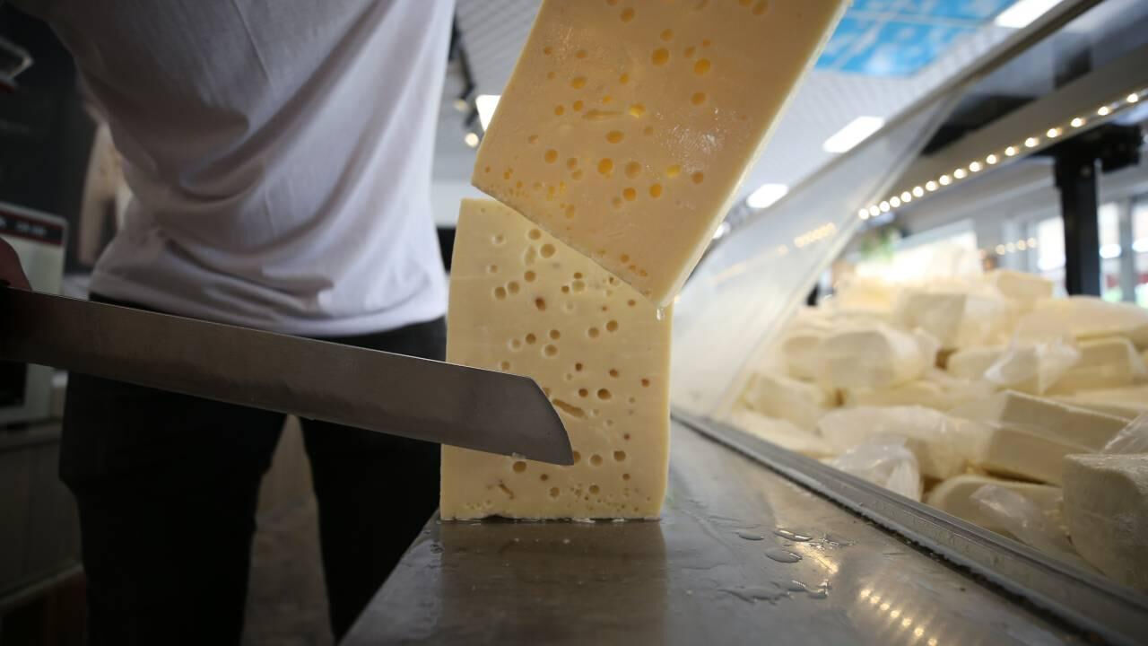 Gıda sahtekarları durmuyor! Peynirde etiket yalanı - 1. Resim