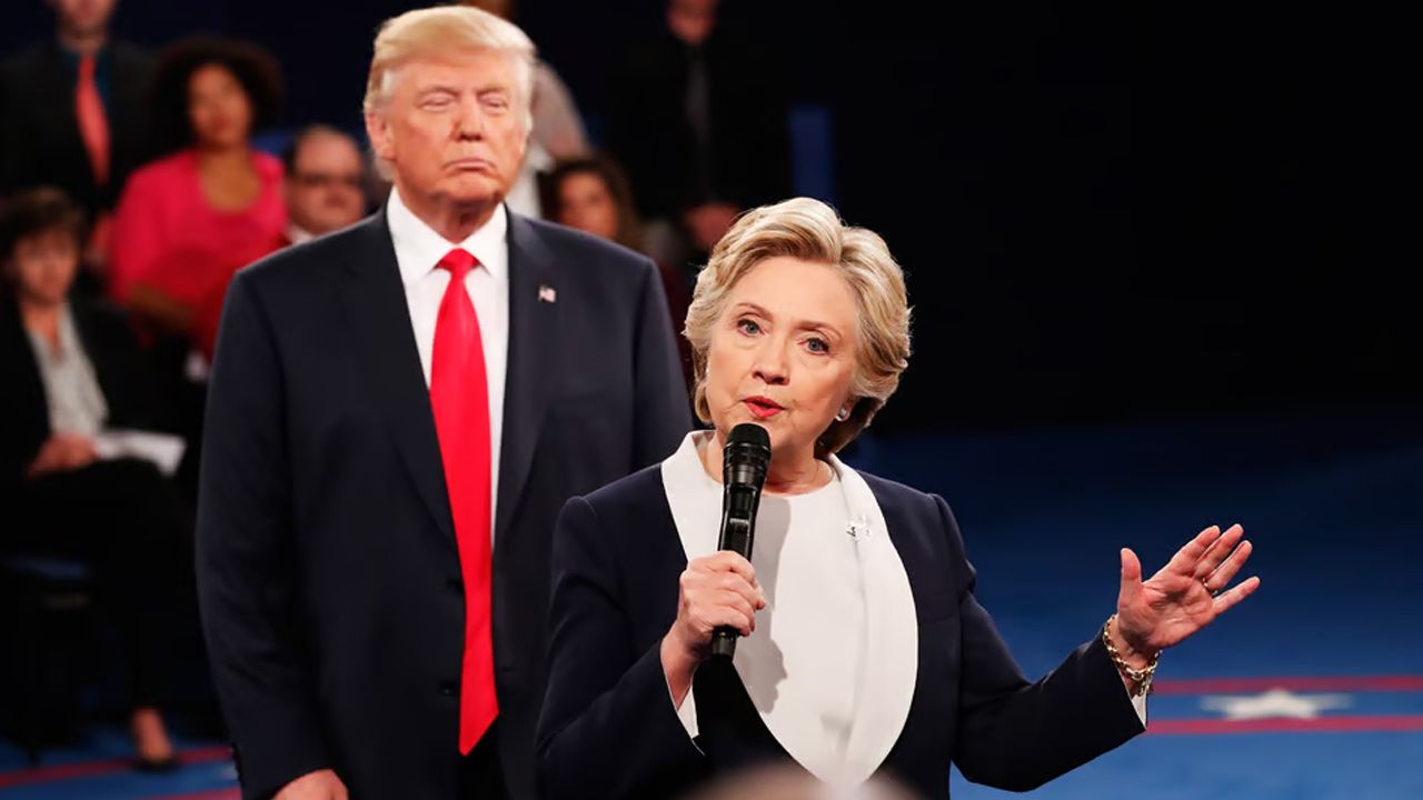 Hillary Clinton'dan dikkat çeken iddia: Trump askeri harekat için hazırlanıyor, hedef Maduro Hillary Clinton'dan dikkat çeken iddia: Trump askeri harekat için hazırlanıyor, hedef Maduro