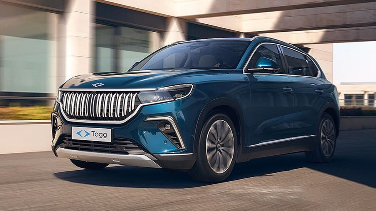 Marmaray'dan geçip Avrupa'ya... Togg'un ilk ihracat konvoyu Almanya yolunda - 1. Resim