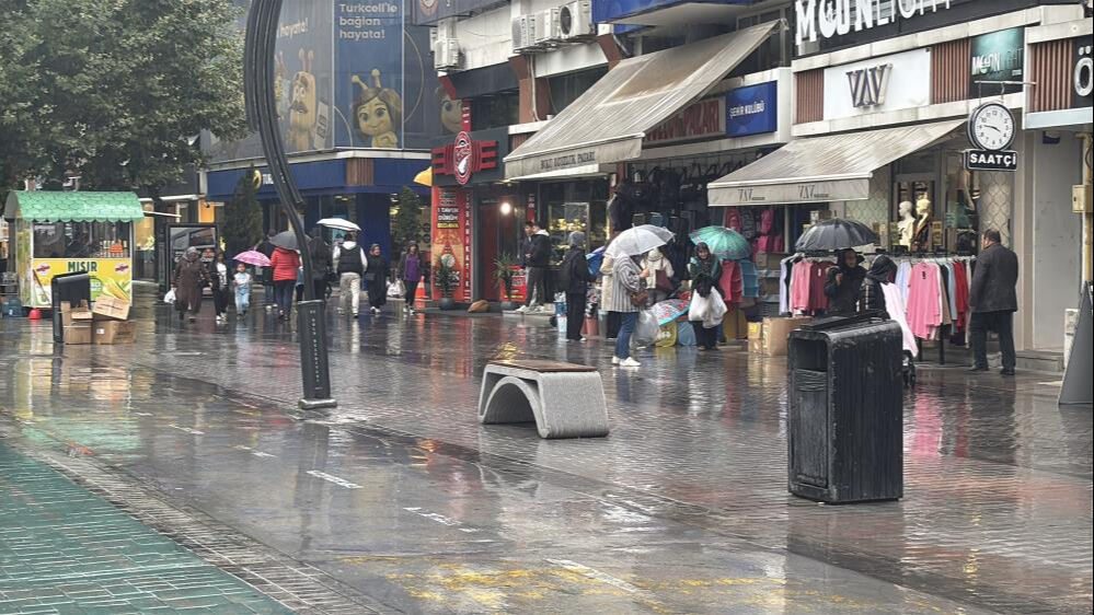 Meteoroloji uyarmıştı! Sağanak yağış birçok kenti vurdu - 4. Resim