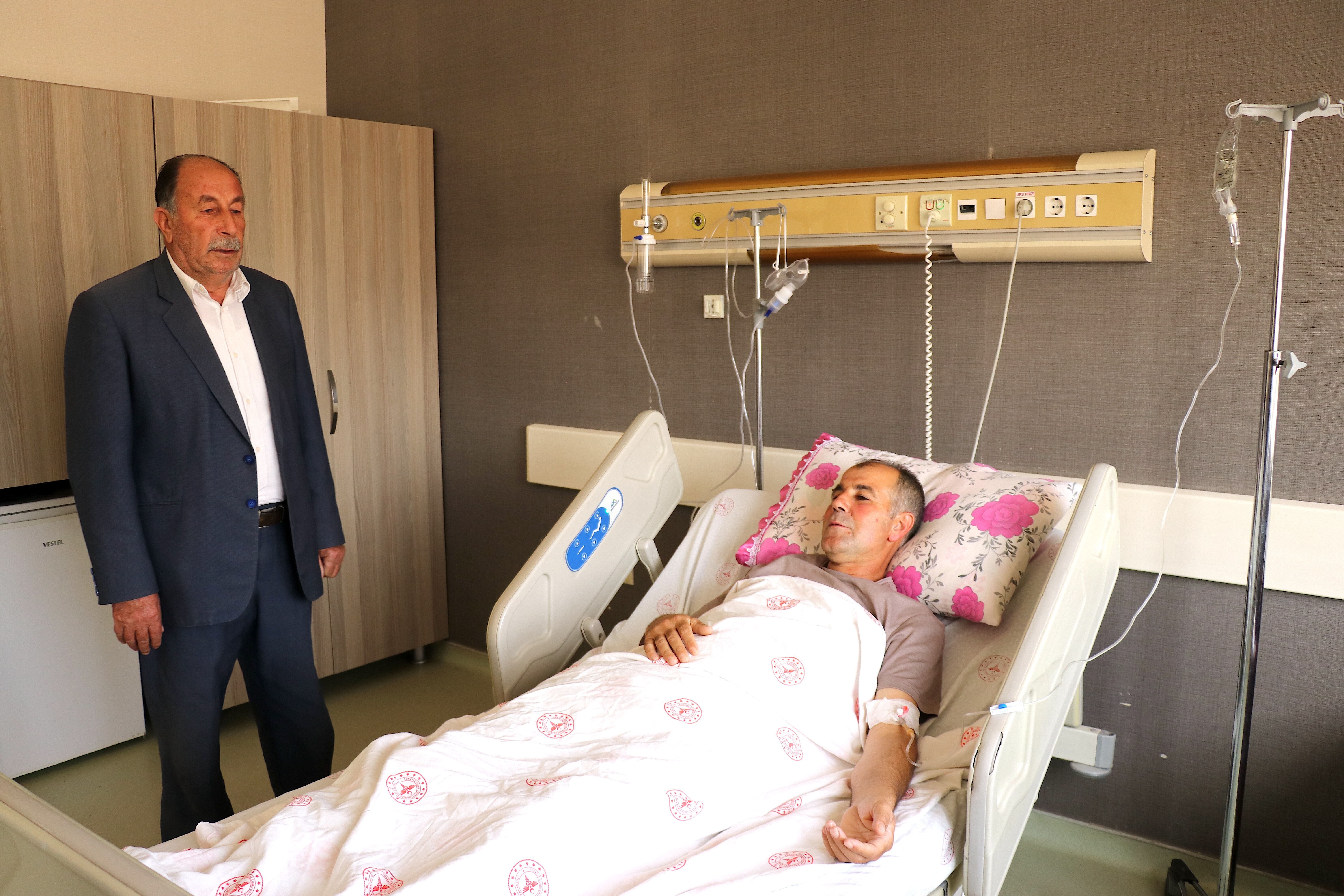 Nefes darlığı ve şişkinlik şikayetiyle başvurmuştu: Karnından öyle bir şey çıktı ki... - 1. Resim