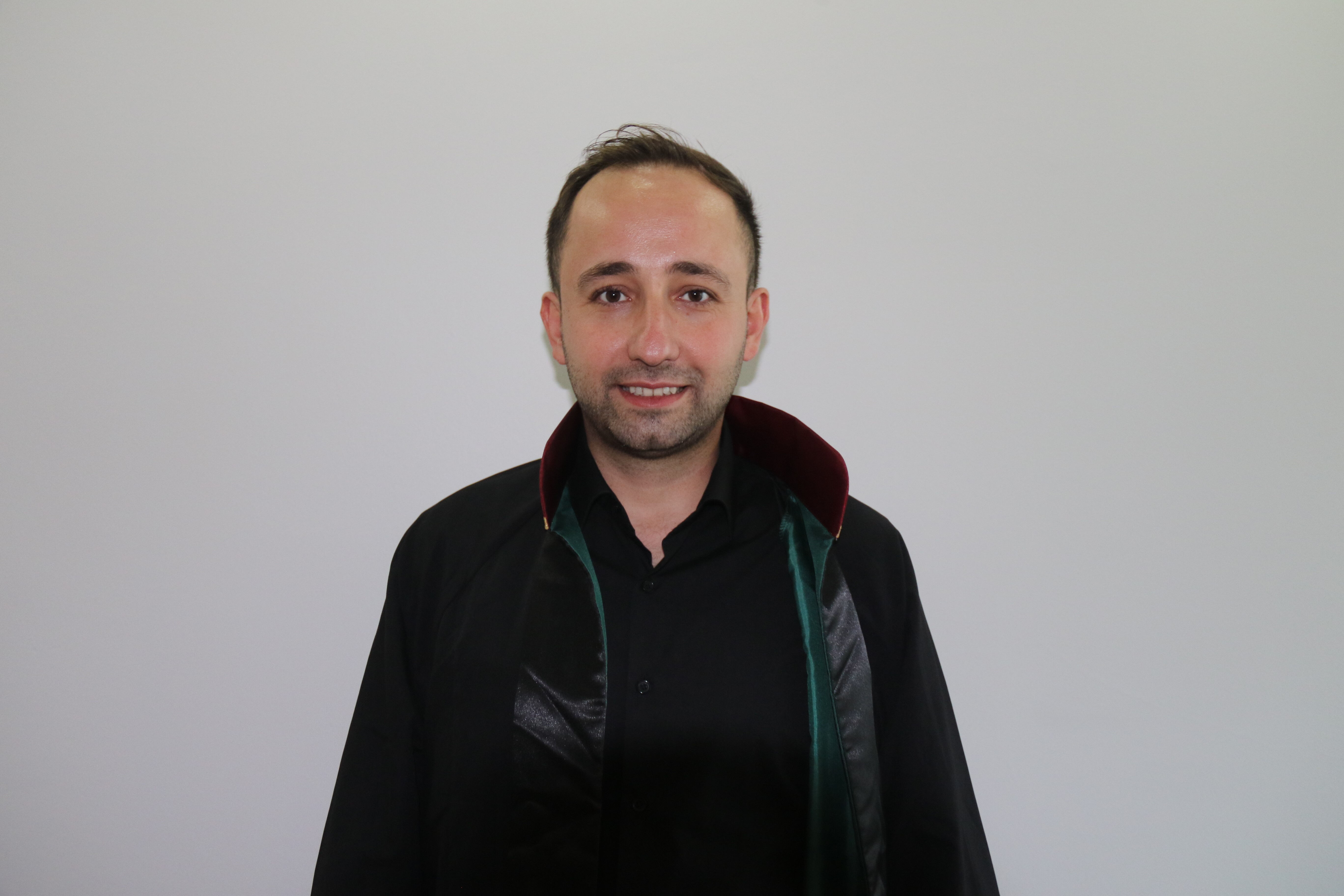 1 yaşındaki çocuğunun boğazını 10 milyon TL için kesecekti! Amacına ulaşamayınca ortalığı ateşe verdi - 1. Resim