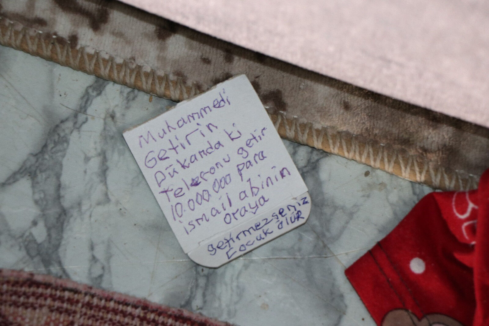 1 yaşındaki çocuğunun boğazını 10 milyon TL için kesecekti! Amacına ulaşamayınca ortalığı ateşe verdi - 2. Resim