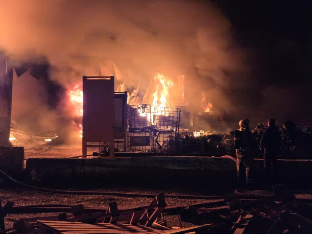 Ankara'da sıcak saatler! Fabrika alevlere teslim oldu - 1. Resim