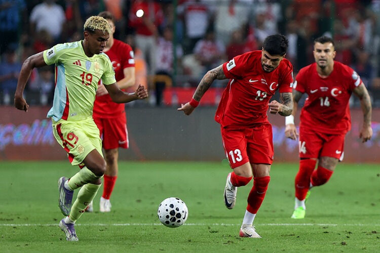 Bugün maç var mı, bu akşam kimin maçı var? 10 Ekim Bugünkü Maçlar Takvimi - 1. Resim