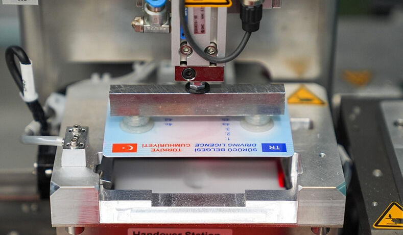 Ehliyet yenileme süresi uzatılacak mı, son başvuru tarihi ne zaman? Eski tip sürücü belgesi yenileme işlemlerinde sona geliniyor - 3. Resim