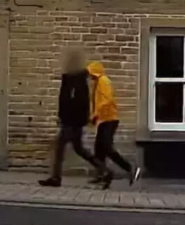 İngiltere'de kan donduran cinayet! Kız arkadaşına yanlışlıkla çarpan genci feci şekilde öldürdü - 2. Resim