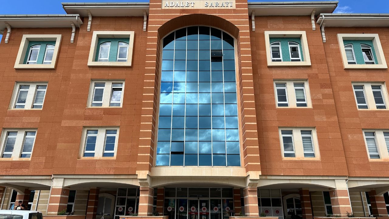 Kastamonu'da 4 çocuğu istismar eden şoföre 32 yıl hapis! Savunması pes dedirtti Kastamonu'da 4 çocuğu istismar eden şoföre 32 yıl hapis! Savunması pes dedirtti