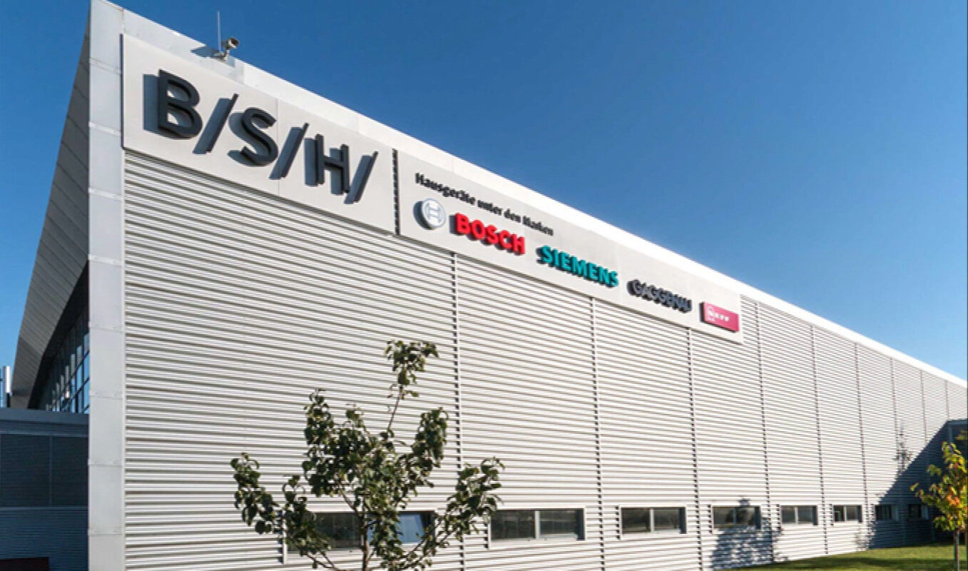 Beyaz eşya devi 2 fabrikasını kapatıyor! 1.400 kişi işsiz kalacak Beyaz eşya devi 2 fabrikasını kapatıyor! 1.400 kişi işsiz kalacak - 1. Resim