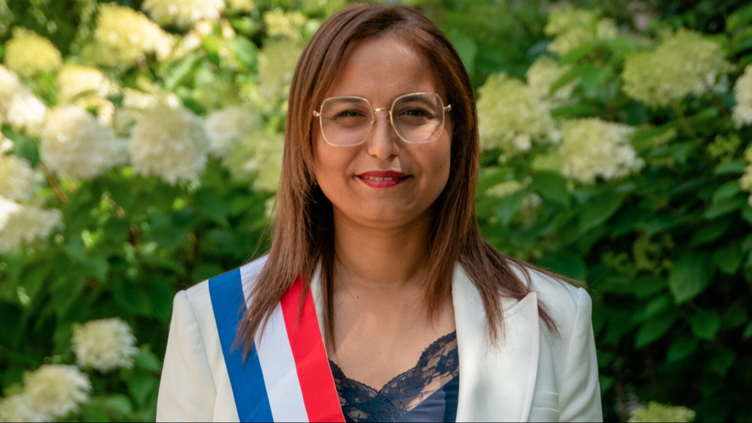 Fransız vekil isyan etti: Macron vatandaşlarını terk etti, Erdoğan sahip çıktı! - 1. Resim