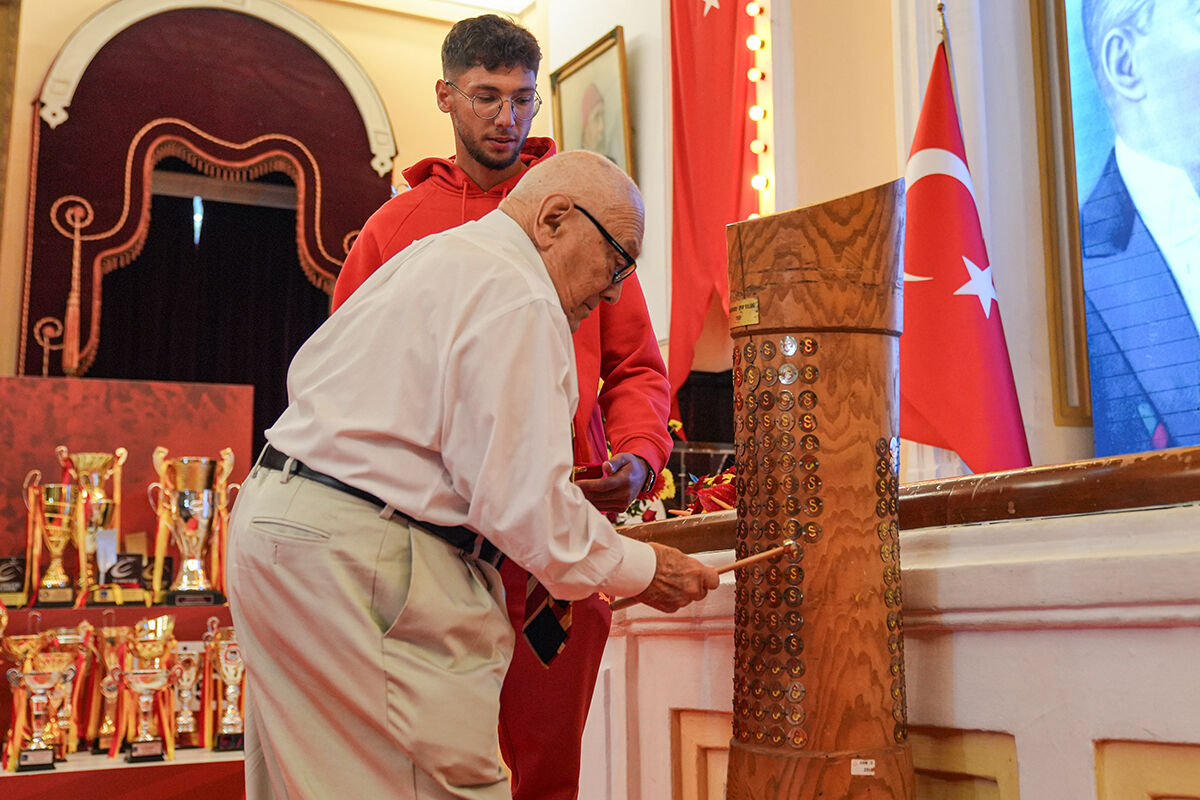 Galatasaray Kulübü, 120'nci kuruluş yılını kutladı: Başkan Özbek'i duygulandıran mektup - 5. Resim