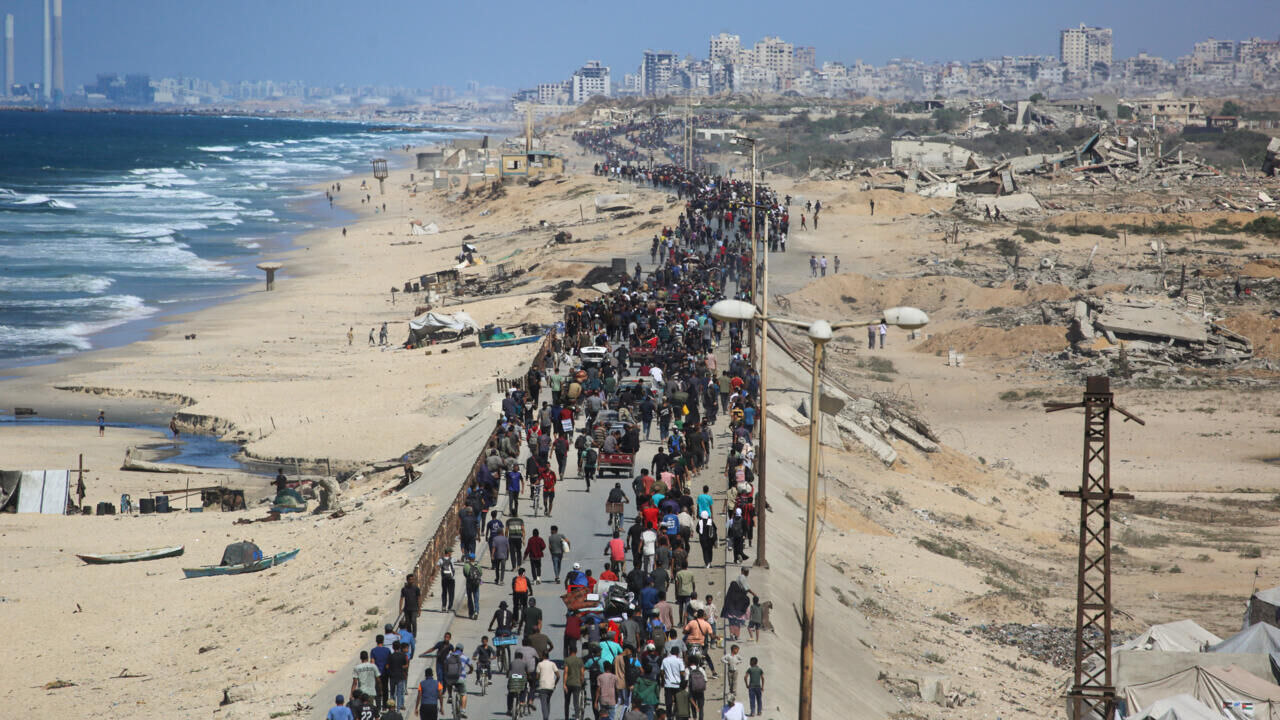 Gazze’de tarihi an! 200 bin Filistinli kuzeye akın etti - 1. Resim
