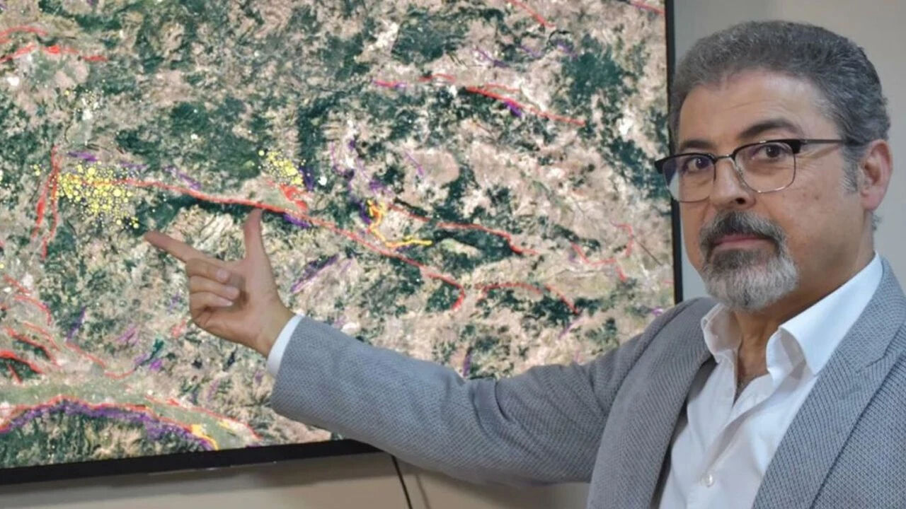 Ölü faylar uyandı, 7.2'lik deprem kapıda! Yeni su kaynakları fışkırdı, Simav'da sıcaklık arttı - 3. Resim