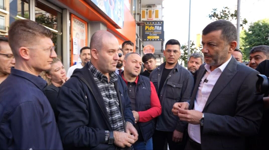 Esnaf konuştu, CHP'li Başkan kaçtı! Esnaf konuştu, CHP'li Başkan kaçtı!