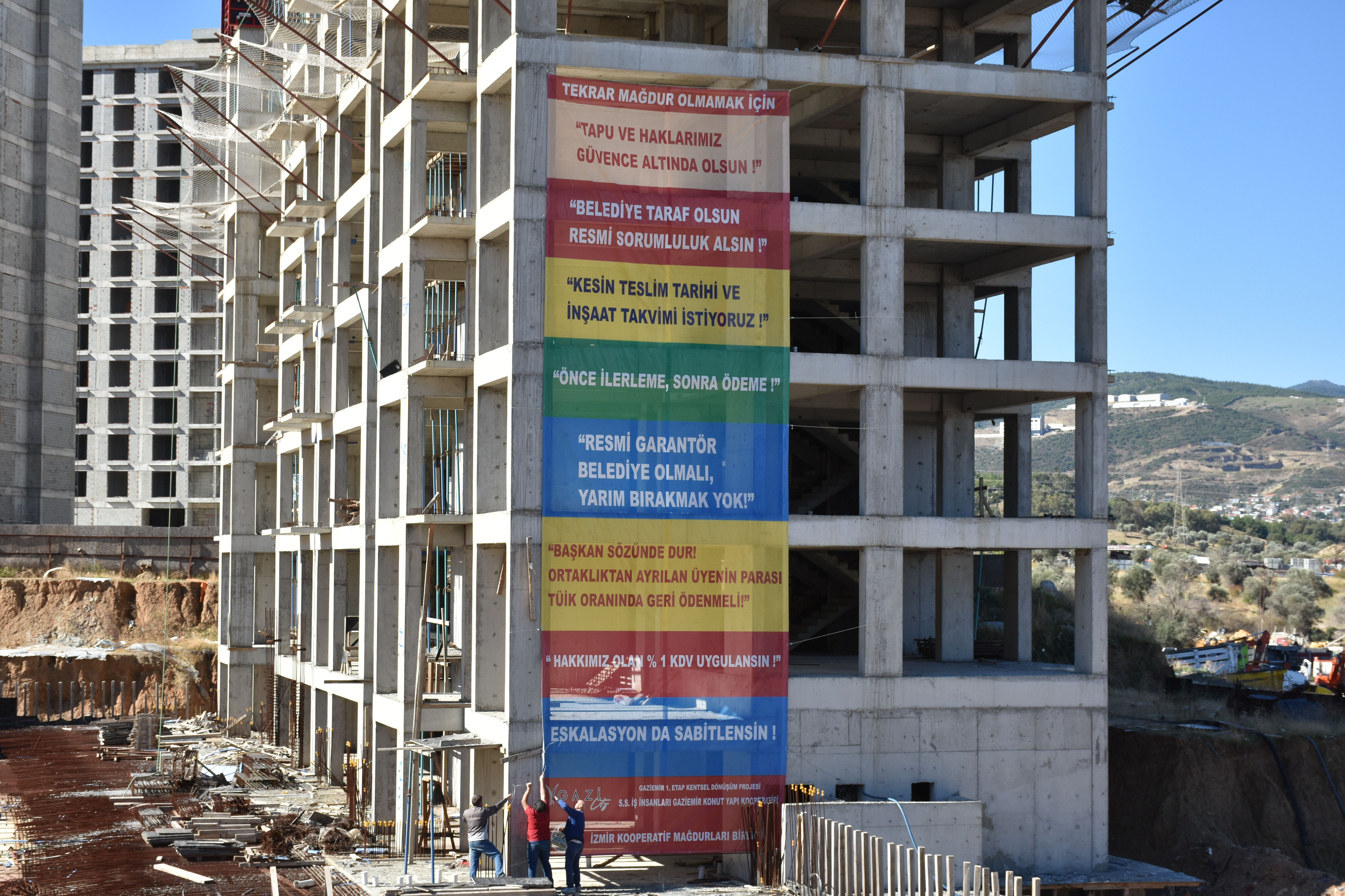 İzmir'de kooperatif mağdurlarının 'canına tak etti': Belediye sorumluluk alsın - 2. Resim