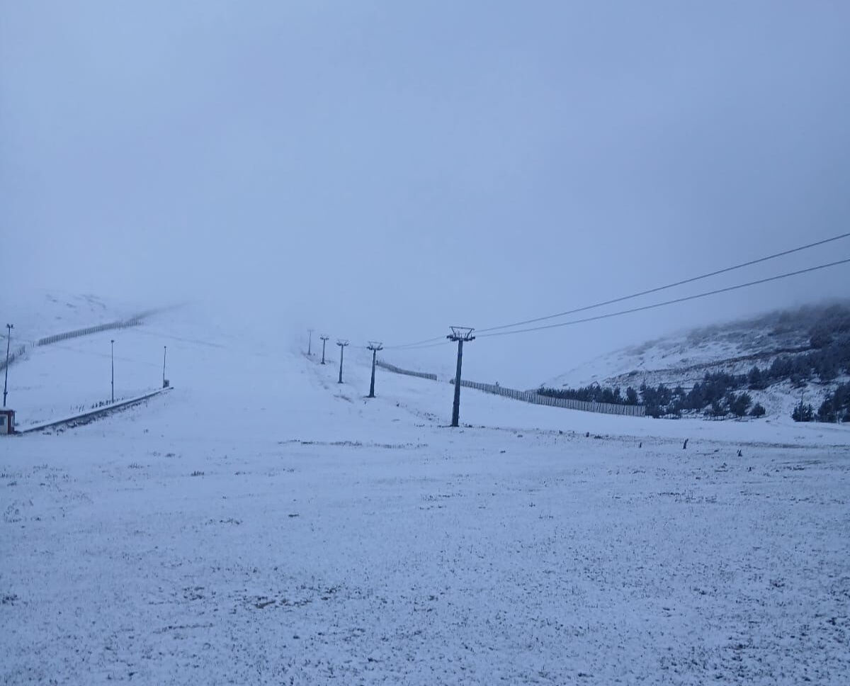 Kış erken geldi, lapa lapa kar yağdı! Beyaz örtü İstanbul'un yanı başında - 10. Resim
