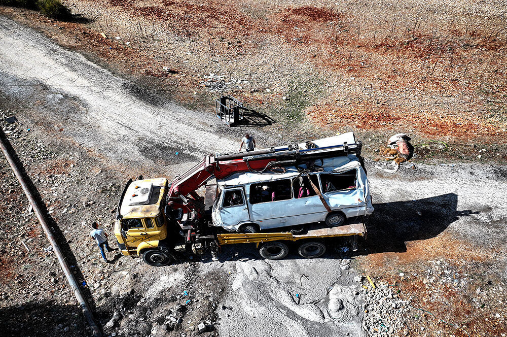 Mersin'deki kazada ölü sayısı 6'ya yükseldi! Bir eve daha ateş düştü - 4. Resim