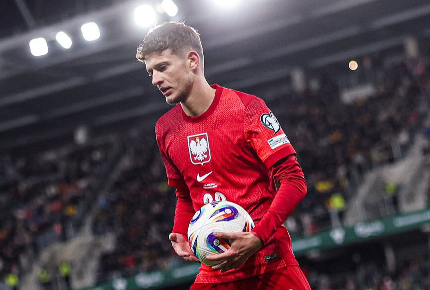 Sebastian Szymanski kaleciyi kornerden avladı! İzleyenler gözlerine inanamadı - 2. Resim