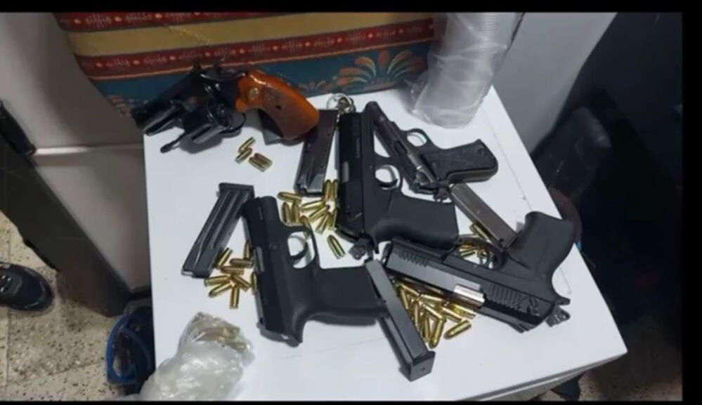 Diyarbakır merkezli 12 ilde dev operasyon! Çok sayıda gözaltı var - 1. Resim