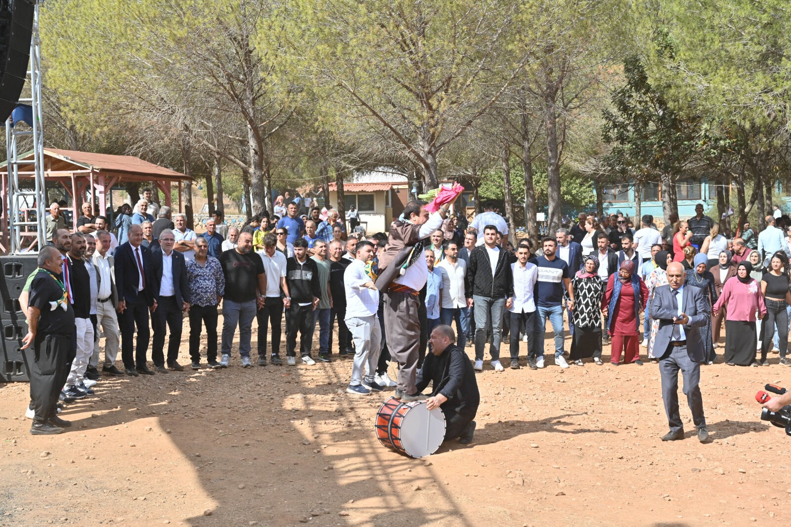 Girne'de çiğköfteyle kardeşlik sofrası kuruldu - 1. Resim