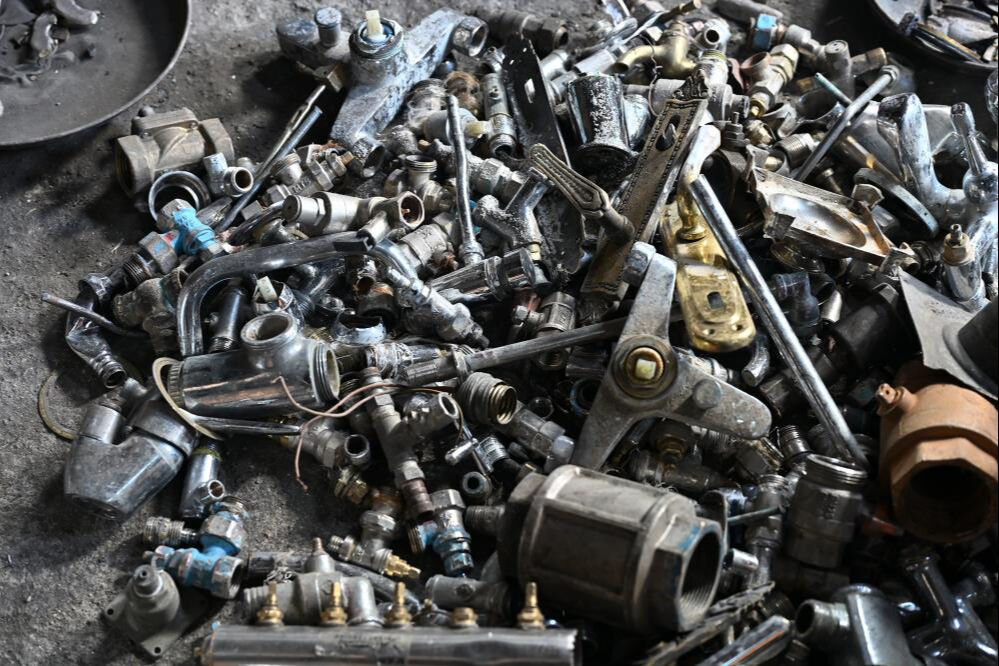 Gümüşhane'de üretiliyor, Avrupa'ya satılıyor! Hurda musluklar zile dönüştü Gümüşhane'de üretiliyor, Avrupa'ya satılıyor! Hurda musluklar zile dönüştü - 3. Resim