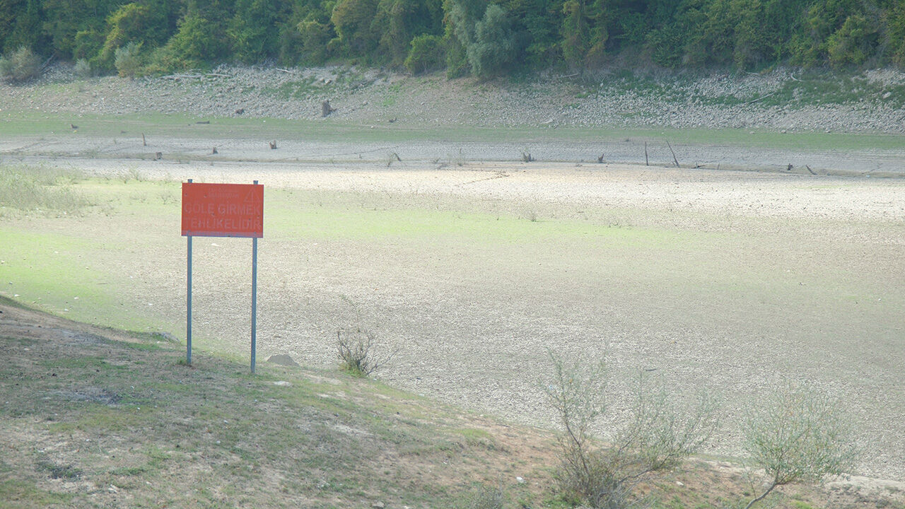 İki baraj yedi ayda adeta kurudu! Doluluk oranı yüzde 100'den 2'ye kadar düştü - 1. Resim