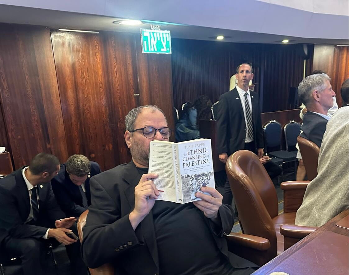 İsrail Meclisi'nde Donald Trump'a protesto - 3. Resim