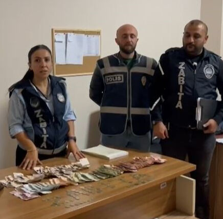 İstanbul'da dilencinin üzerinden çil çil altın çıktı! - 1. Resim