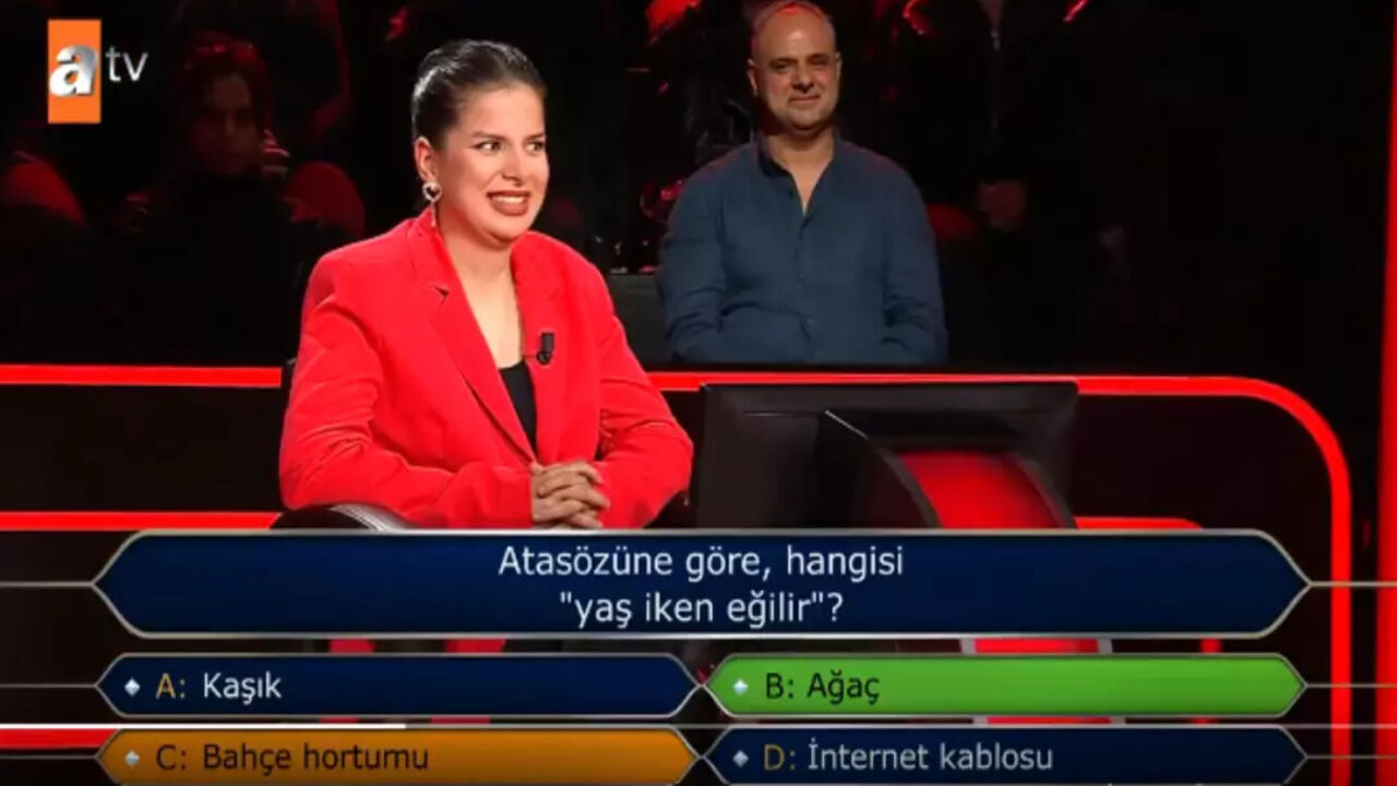 Kim Milyoner Olmak İster'e damga vurdu! İlk soruda elenen Ceyda Işıkal'in veda cümlesi dikkat çekti - 1. Resim