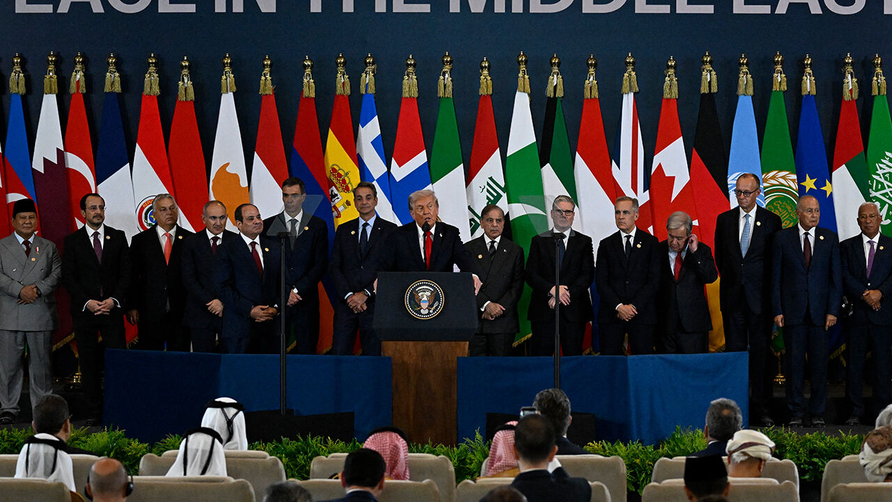 Liderler Trump’ın arkasında dizildi, Erdoğan kareye girmedi! Nagehan Alçı'dan dikkat çeken yorum - 1. Resim