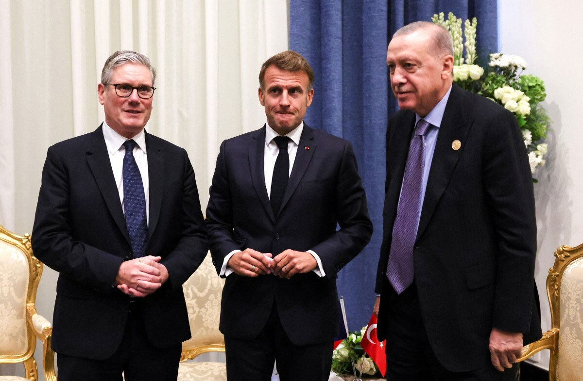 Mısır'da Gazze zirvesi... Sisi, Cumhurbaşkanı Erdoğan'ı kapıda karşıladı - 3. Resim