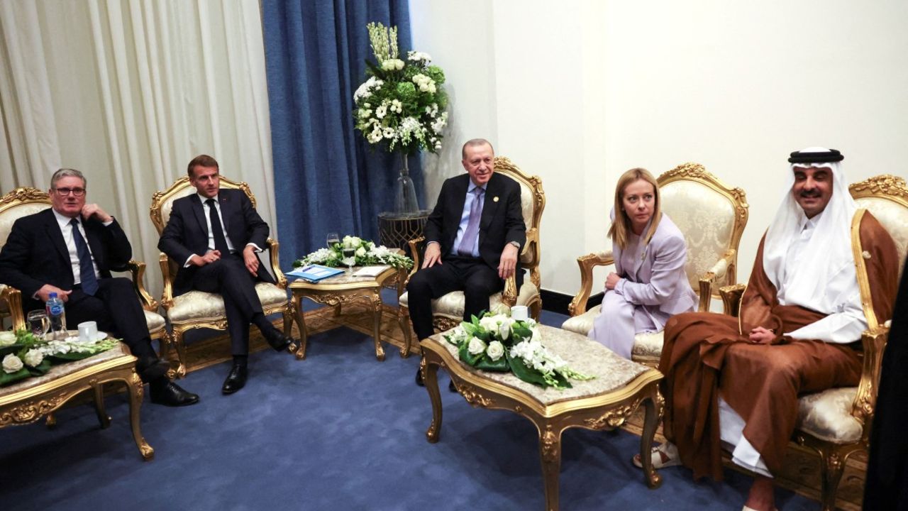  -Cumhurbaşkanı Erdoğan liderlerle bir araya geldi
