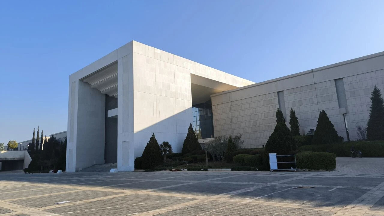 Suriye lideri Şara'dan Esad çıkışı!