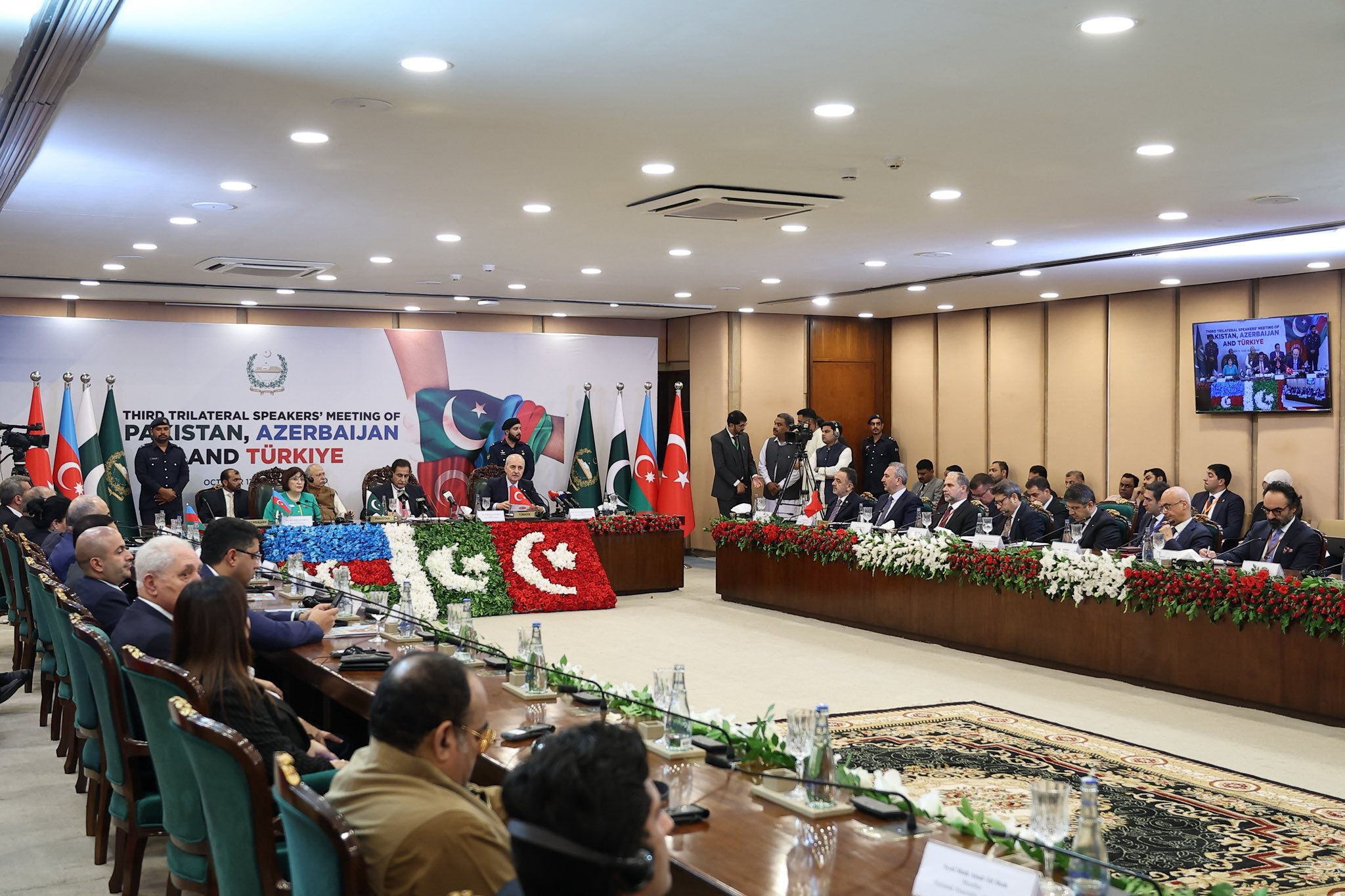 Türkiye'nin desteğine özel vurgu: Pakistan'da üçlü masa ve savunma vurgusu! - 2. Resim