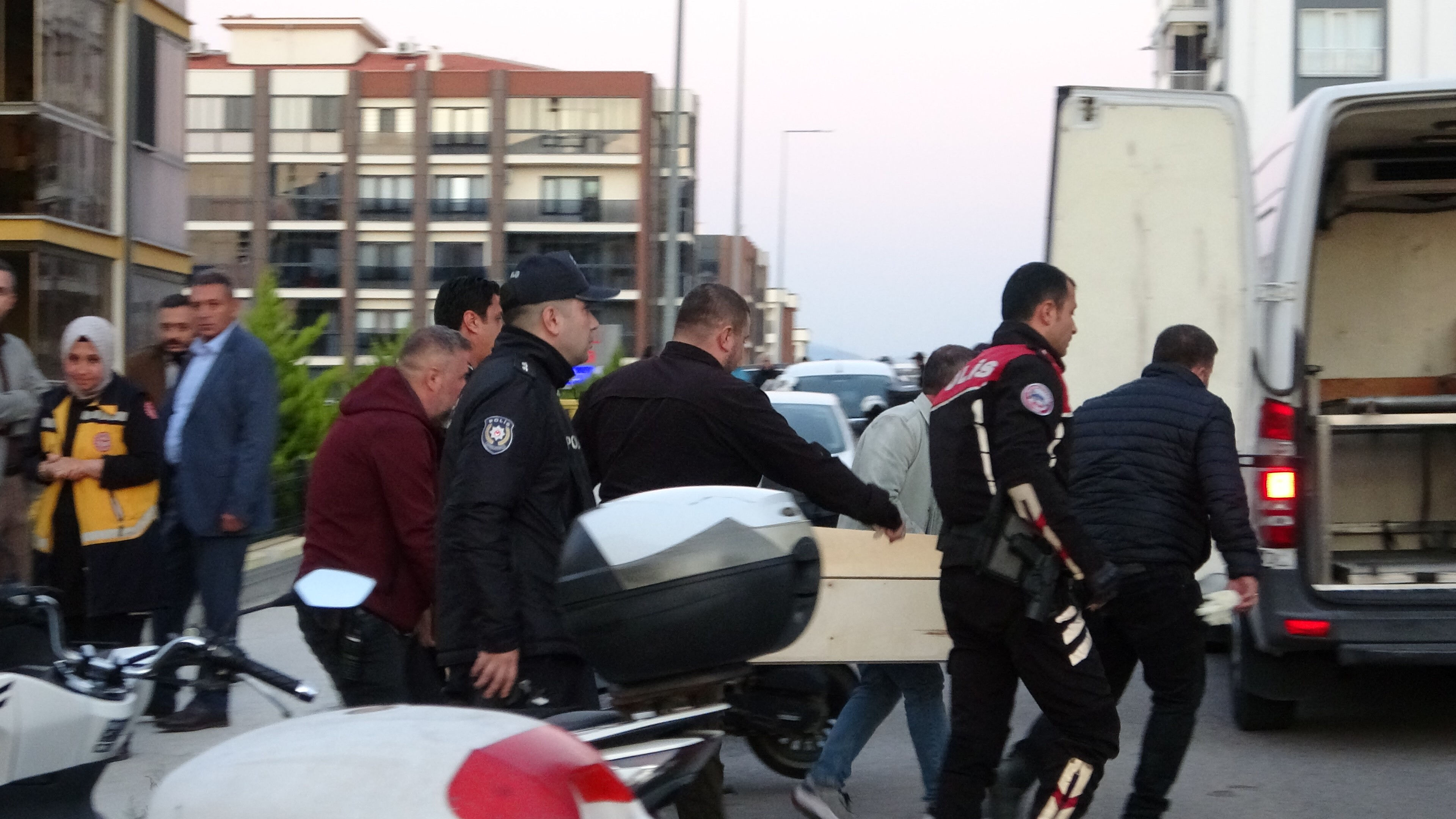 Çanakkale'de çocuk kavgası faciayı getirdi! Babalar birbirine girdi, bir kişi hayatını kaybetti - 1. Resim