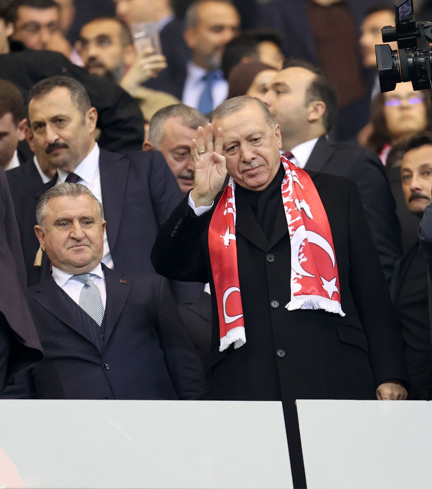 Cumhurbaşkanı Erdoğan'dan A Milli Takım'a destek - 1. Resim