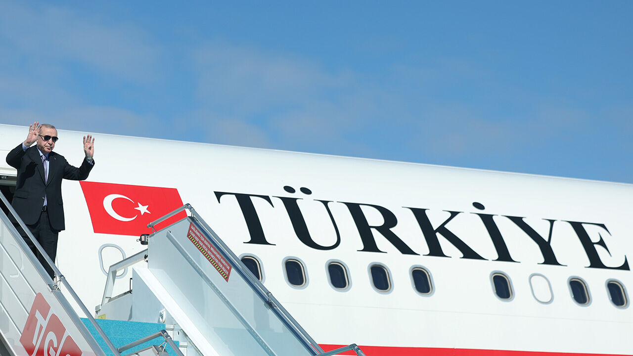 Cumhurbaşkanı Erdoğan'ın uçağında neler yaşandı? Ercan Seki 'Off the record' bilgidir diyerek açıkladı - 2. Resim