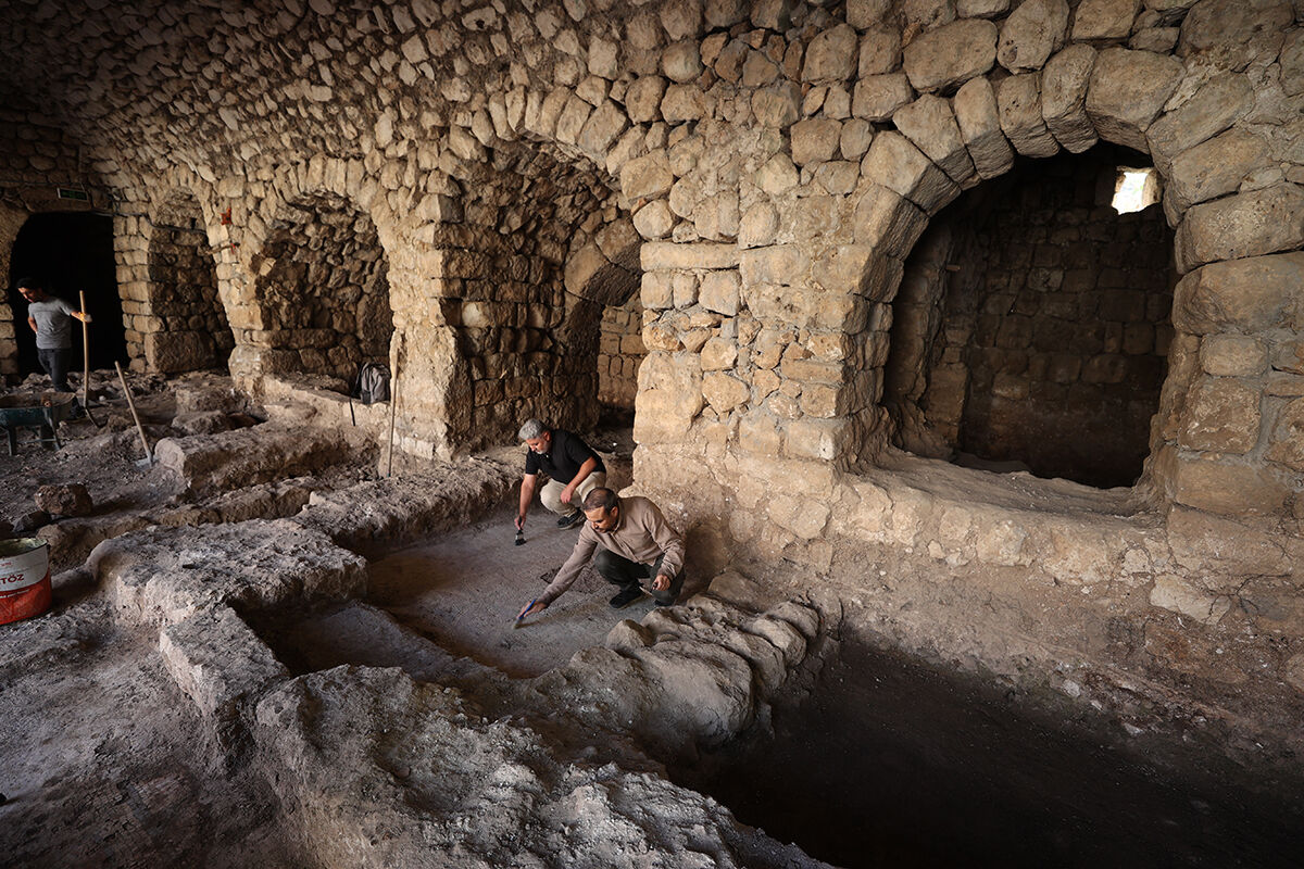 Değirmen temizliğinde 1500 yıllık mozaik buldu! Mardin'de heyecanlandıran keşif harekete geçirdi Değirmen temizliğinde 1500 yıllık mozaik buldu! Mardin'de heyecanlandıran keşif harekete geçirdi - 4. Resim